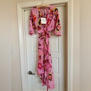 Gorgeous Diane Von Furstenberg Pink Floral Wrap Dress Retail $550